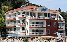 Hotel Noy